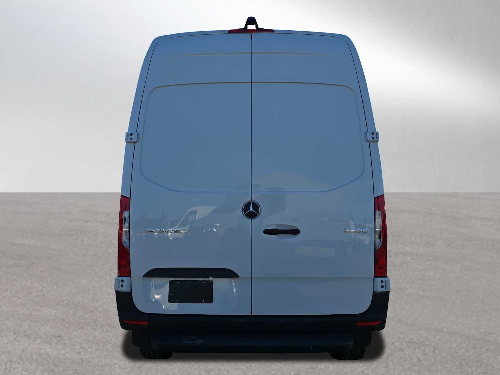 2025 Mercedes-Benz Sprinter 2500 Standard Roof I4 Diesel 144" RWD