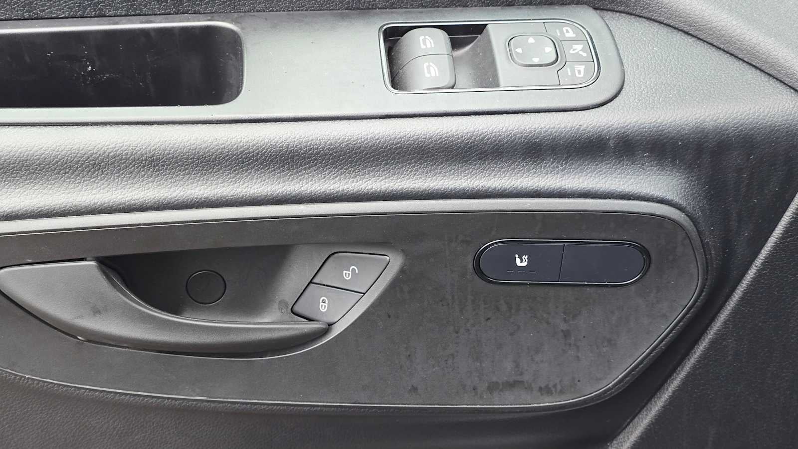 2025 Mercedes-Benz Sprinter 2500 Standard Roof I4 Diesel 144" RWD