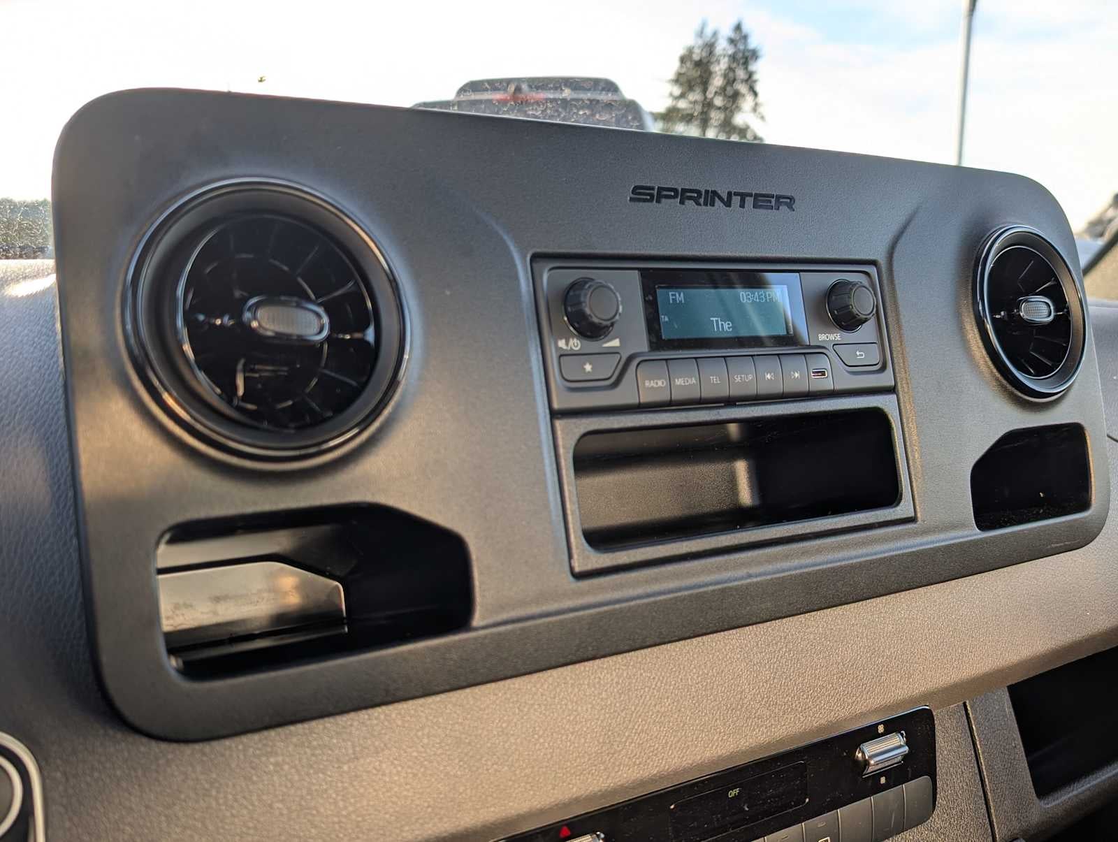 2025 Mercedes-Benz Sprinter 2500 Standard Roof I4 Diesel 144" RWD