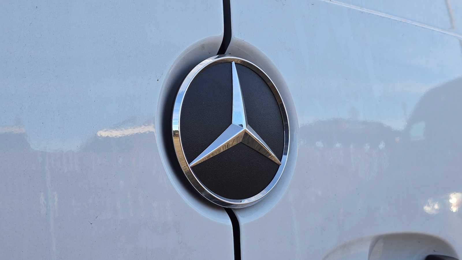 2025 Mercedes-Benz Sprinter 2500 High Roof I4 Diesel 170" RWD