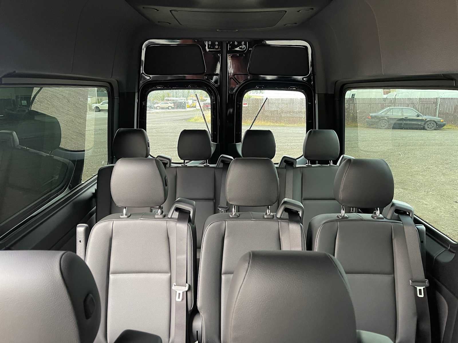 2024 Mercedes-Benz Sprinter 2500 Standard Roof I4 Diesel HO 144" RWD