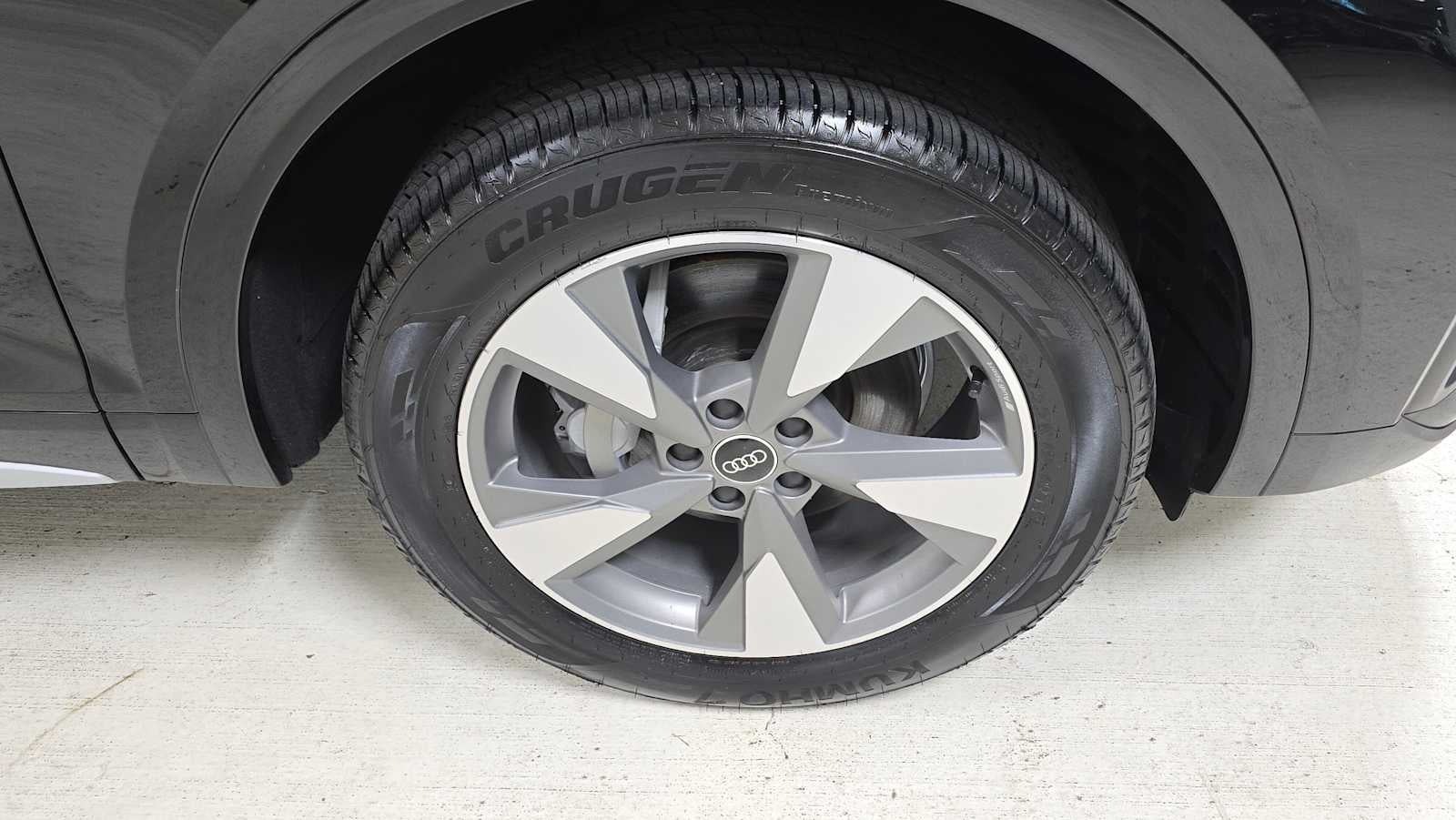 2023 Audi Q5 Premium Plus