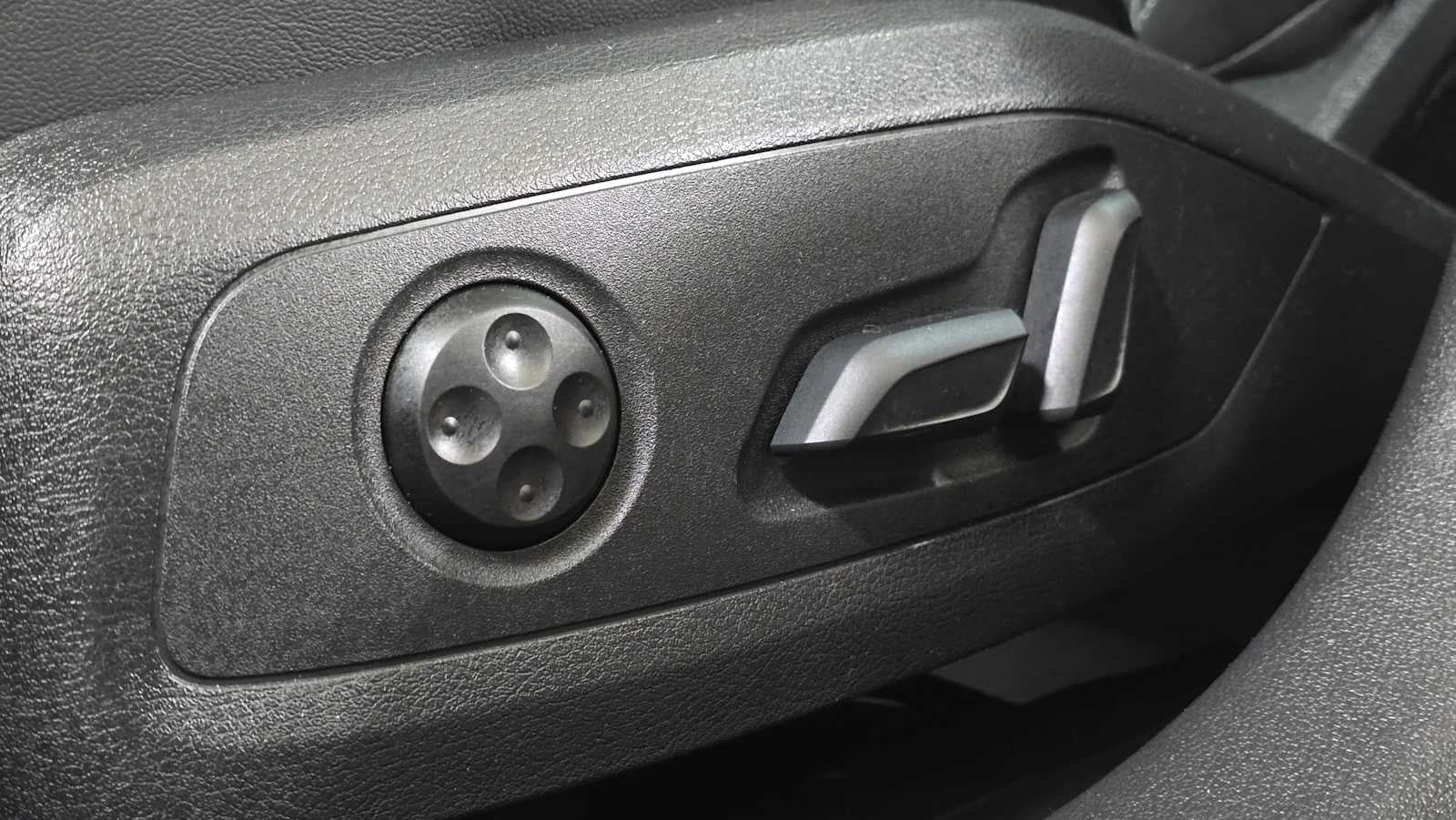 2024 Audi A4 S line Premium Plus