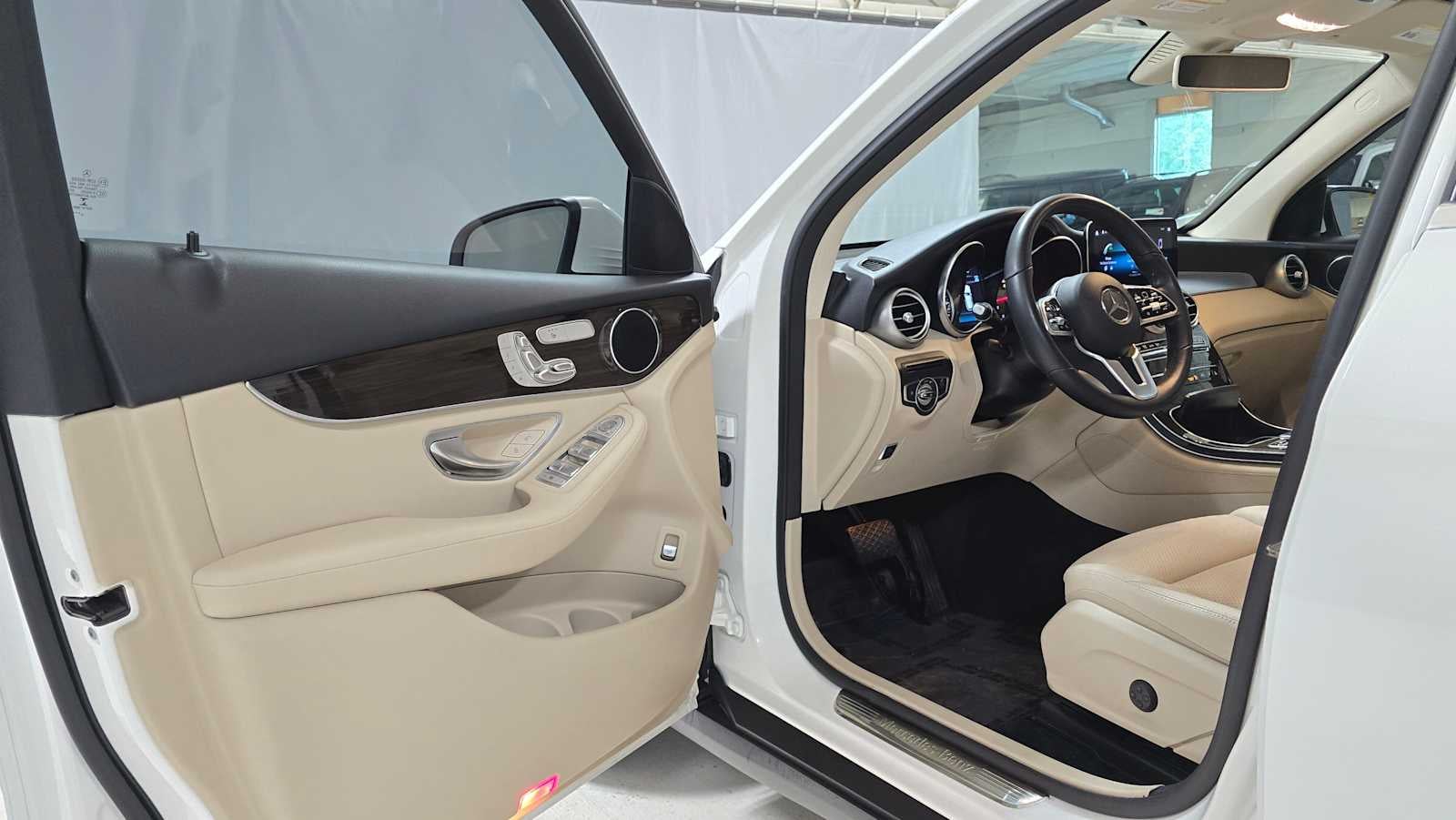 2020 Mercedes-Benz GLC GLC 300