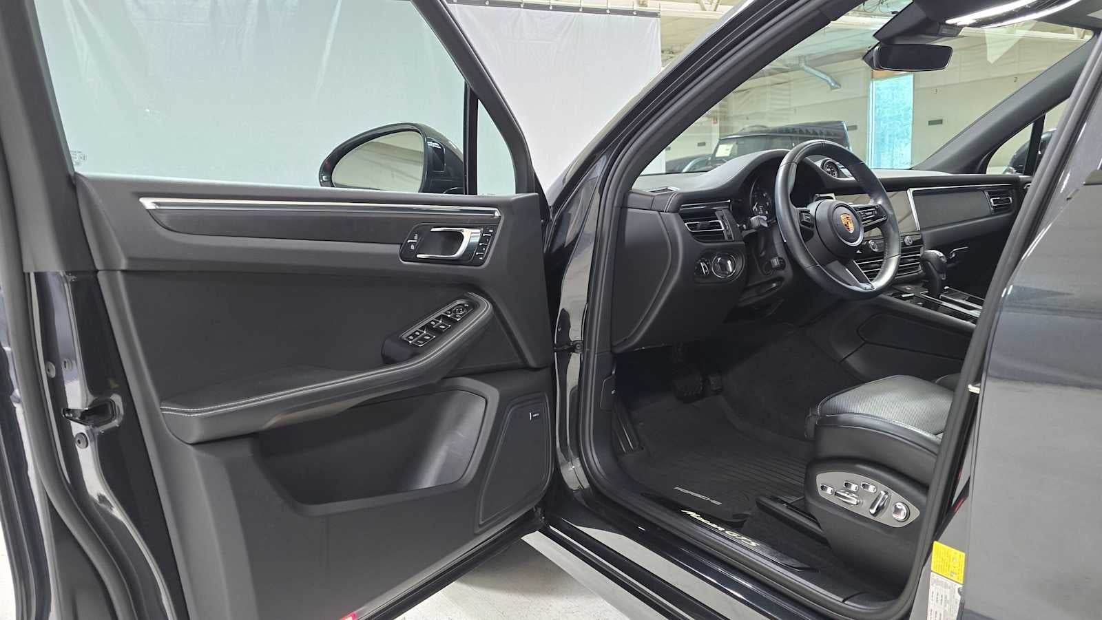 2022 Porsche Macan GTS