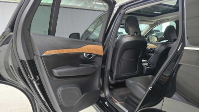 2023 Volvo XC90 Plus