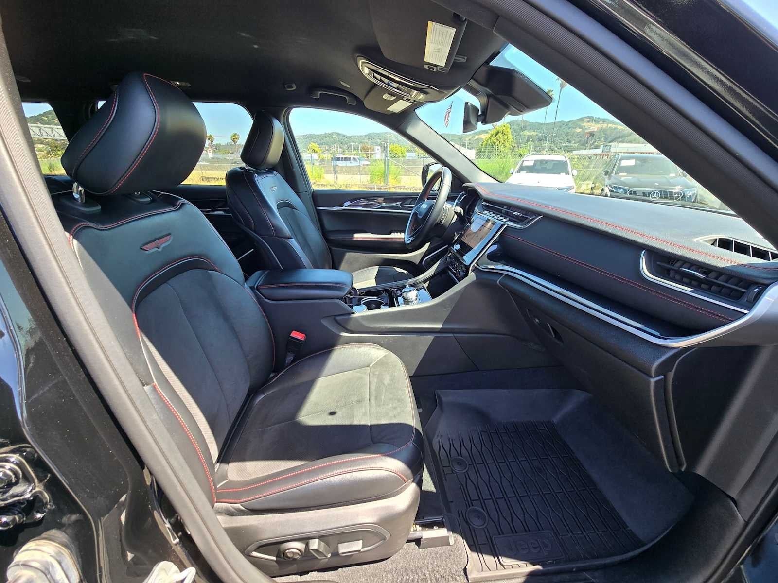 2022 Jeep Grand Cherokee Trailhawk