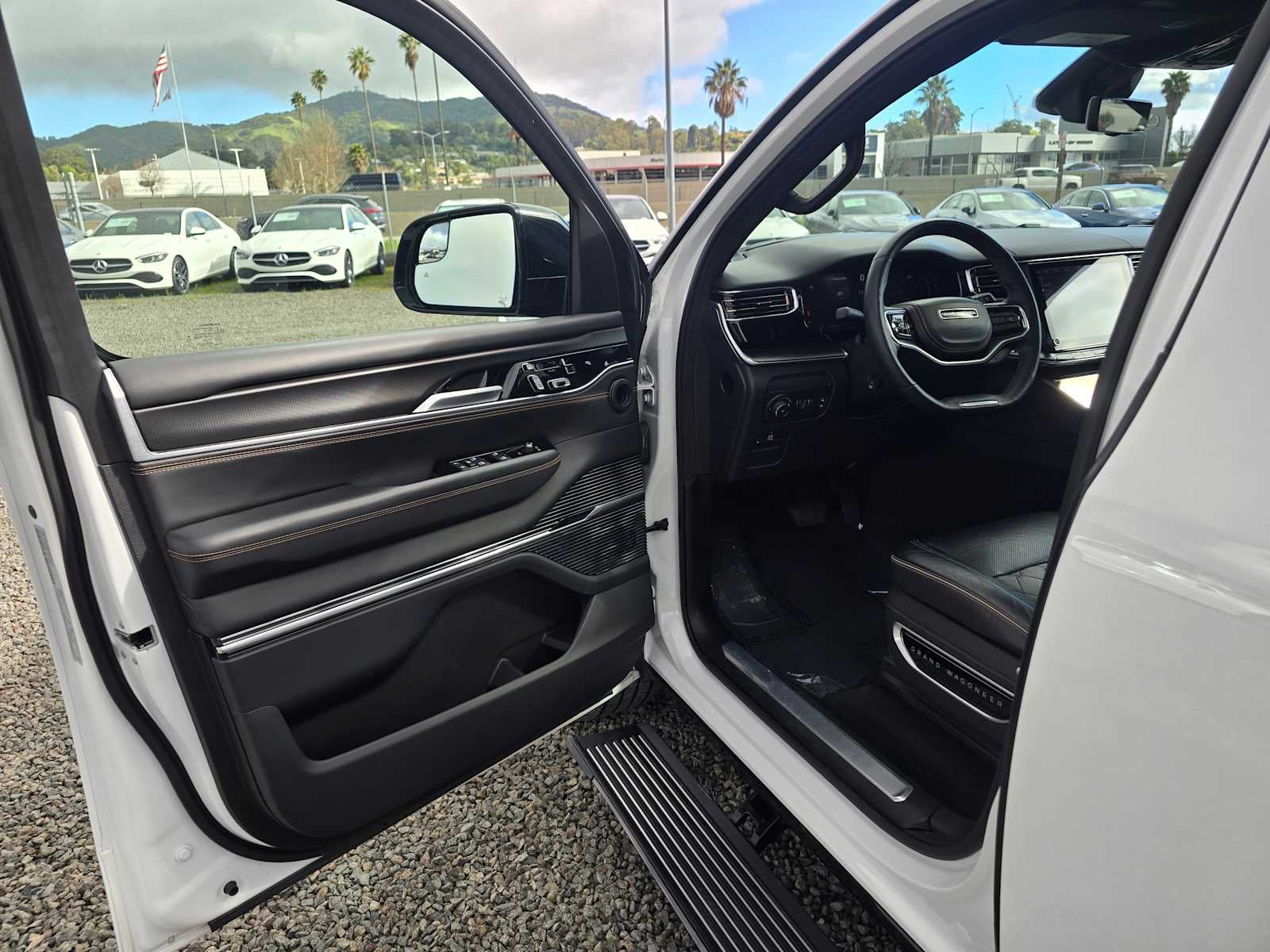 2024 Jeep Grand Wagoneer L Series III Obsidian