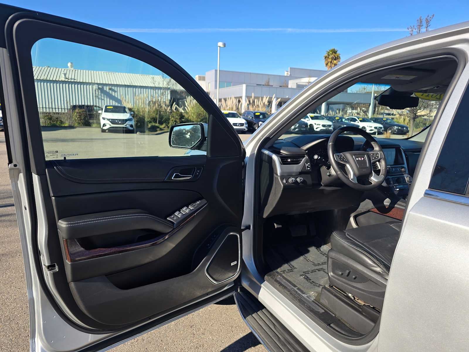 2017 GMC Yukon XL SLT