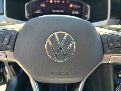 2025 Volkswagen Taos SEL