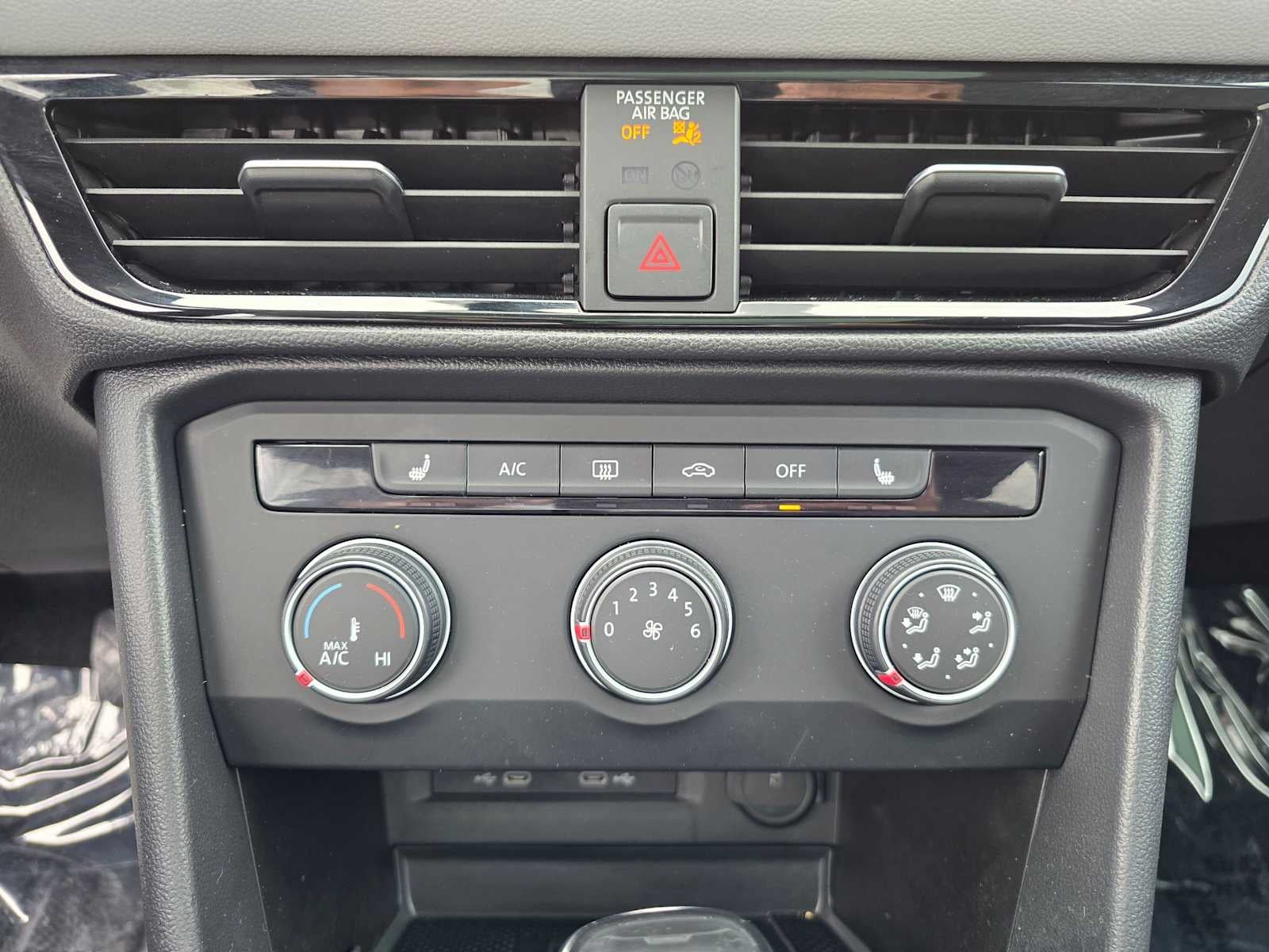 2022 Volkswagen Taos SE