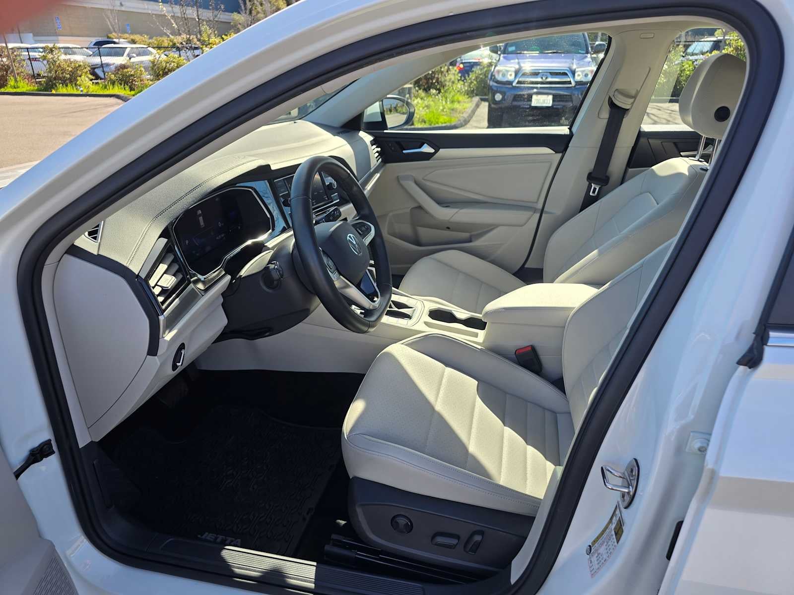 2023 Volkswagen Jetta SE