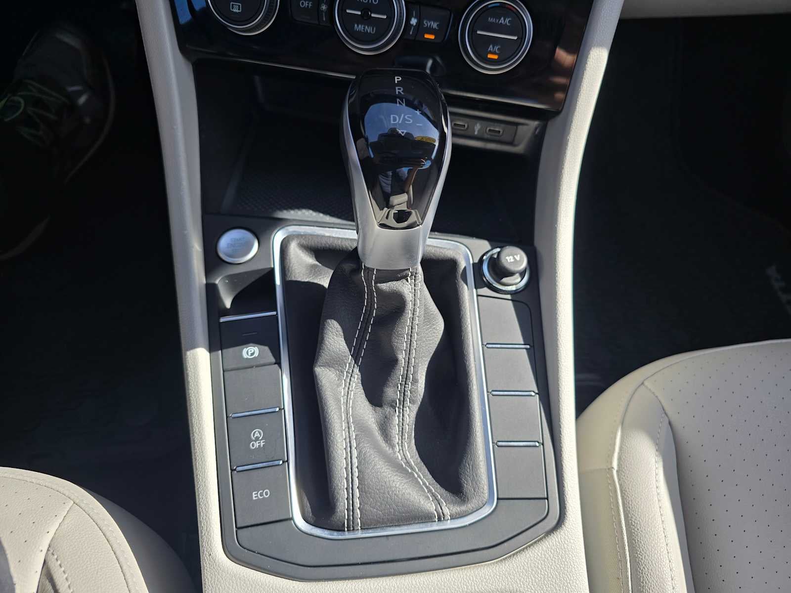 2023 Volkswagen Jetta SE