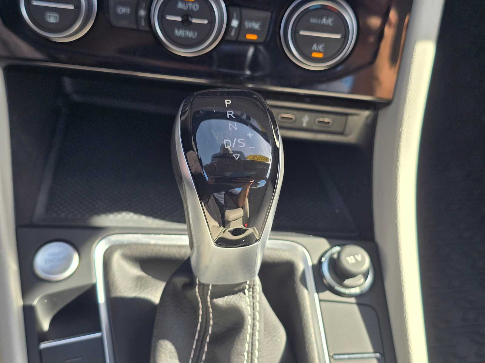 2023 Volkswagen Jetta SE