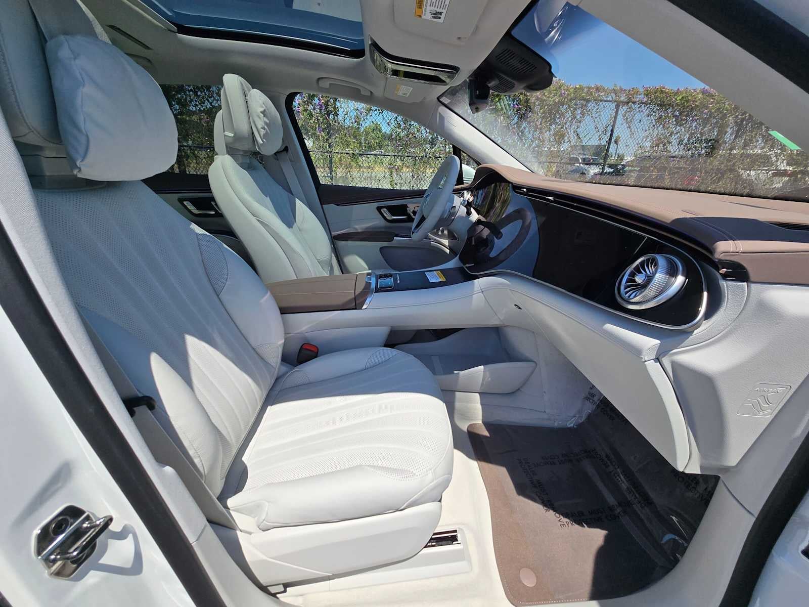 2026 Mercedes-Benz EQS 400 4MATIC® SUV