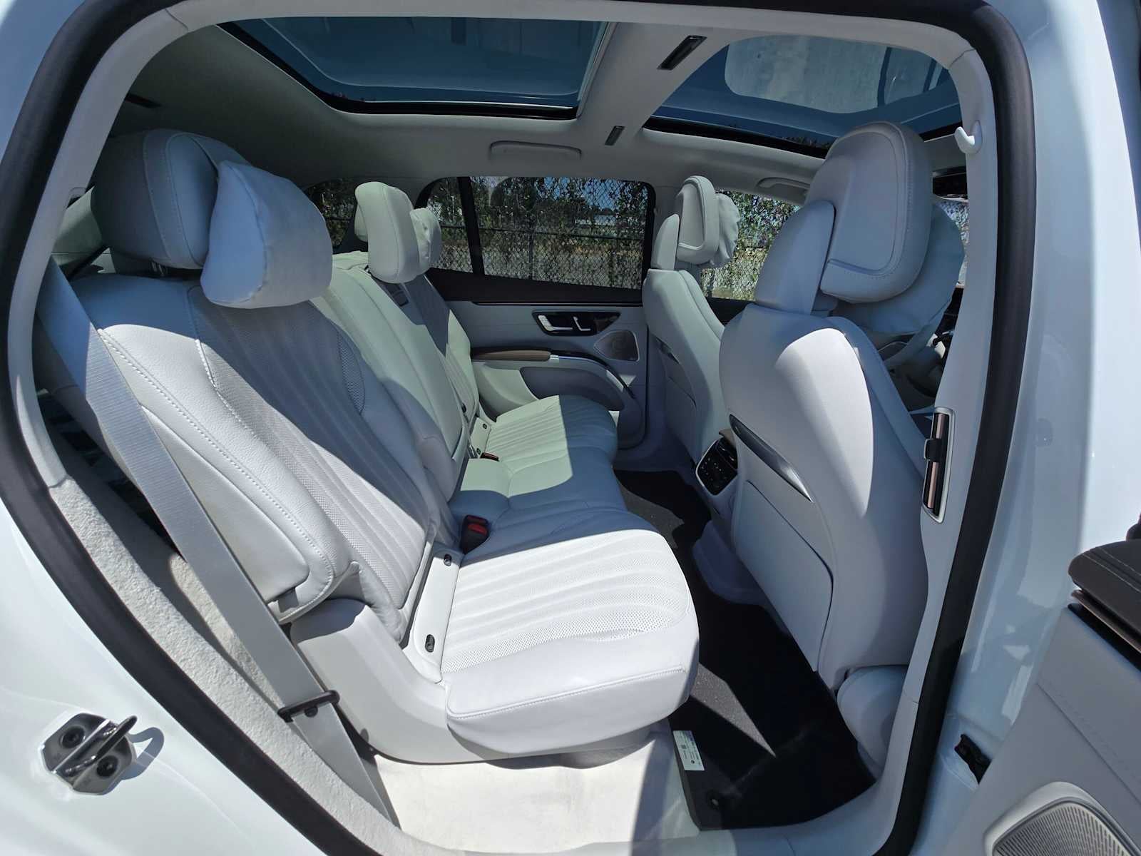 2026 Mercedes-Benz EQS 400 4MATIC® SUV