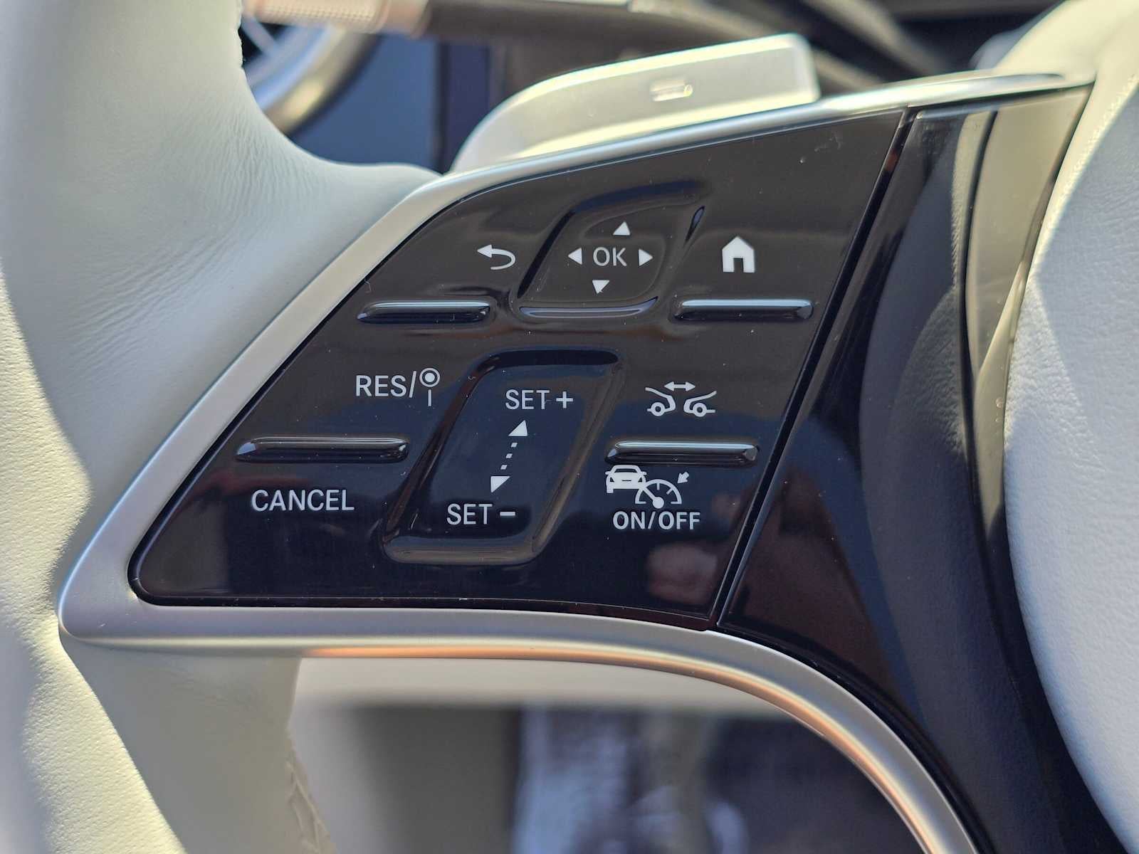 2026 Mercedes-Benz EQS 400 4MATIC® SUV