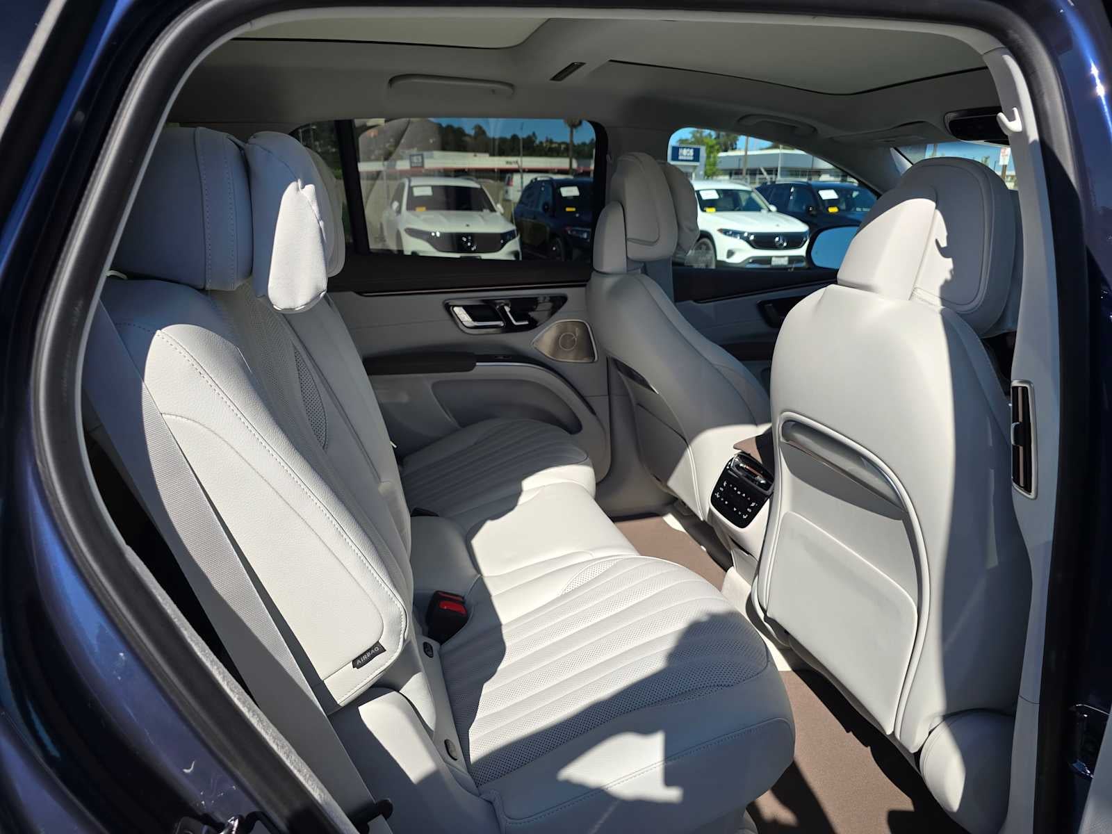 2026 Mercedes-Benz EQS 400 4MATIC® SUV