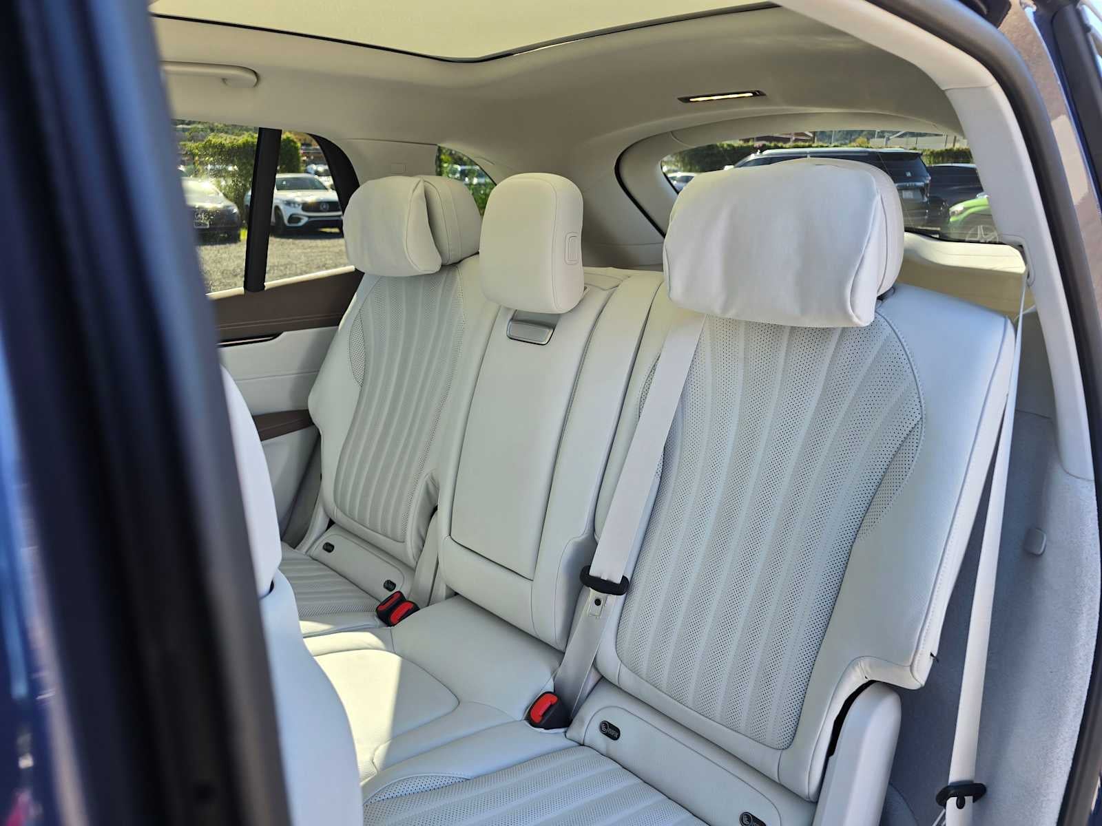 2026 Mercedes-Benz EQS 400 4MATIC® SUV