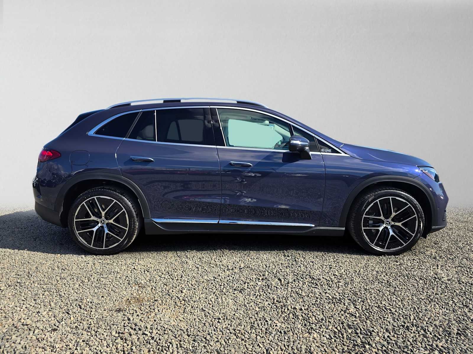 2027 Mercedes-Benz EQE 320 4MATIC® SUV