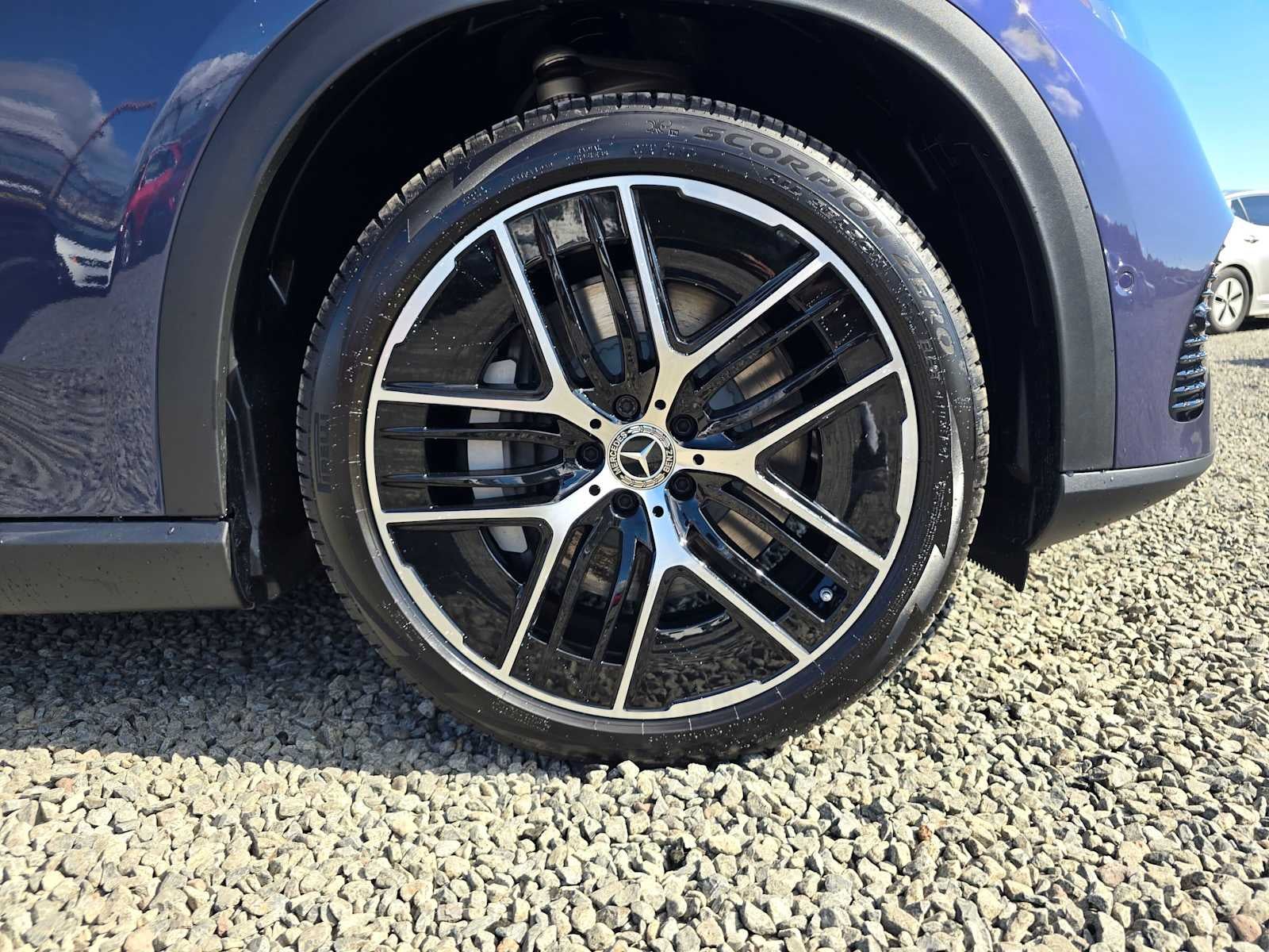 2027 Mercedes-Benz EQE 320 4MATIC® SUV
