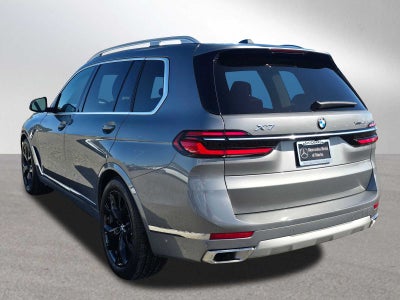 2025 BMW X7 xDrive40i
