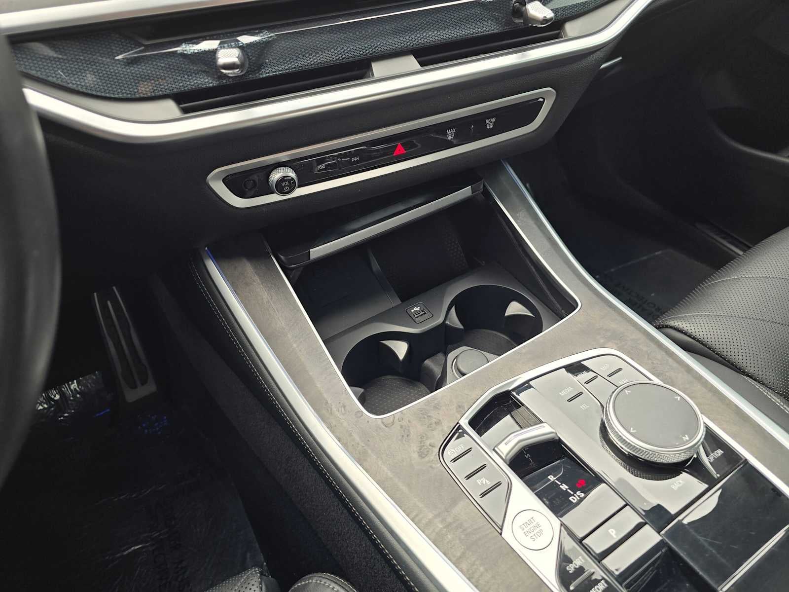 2025 BMW X5 xDrive40i xDrive40i