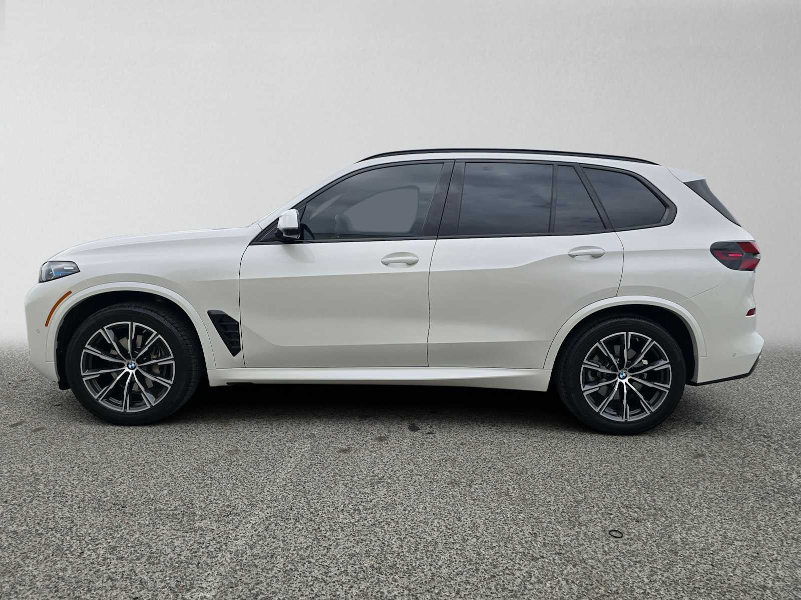 2025 BMW X5 xDrive40i xDrive40i