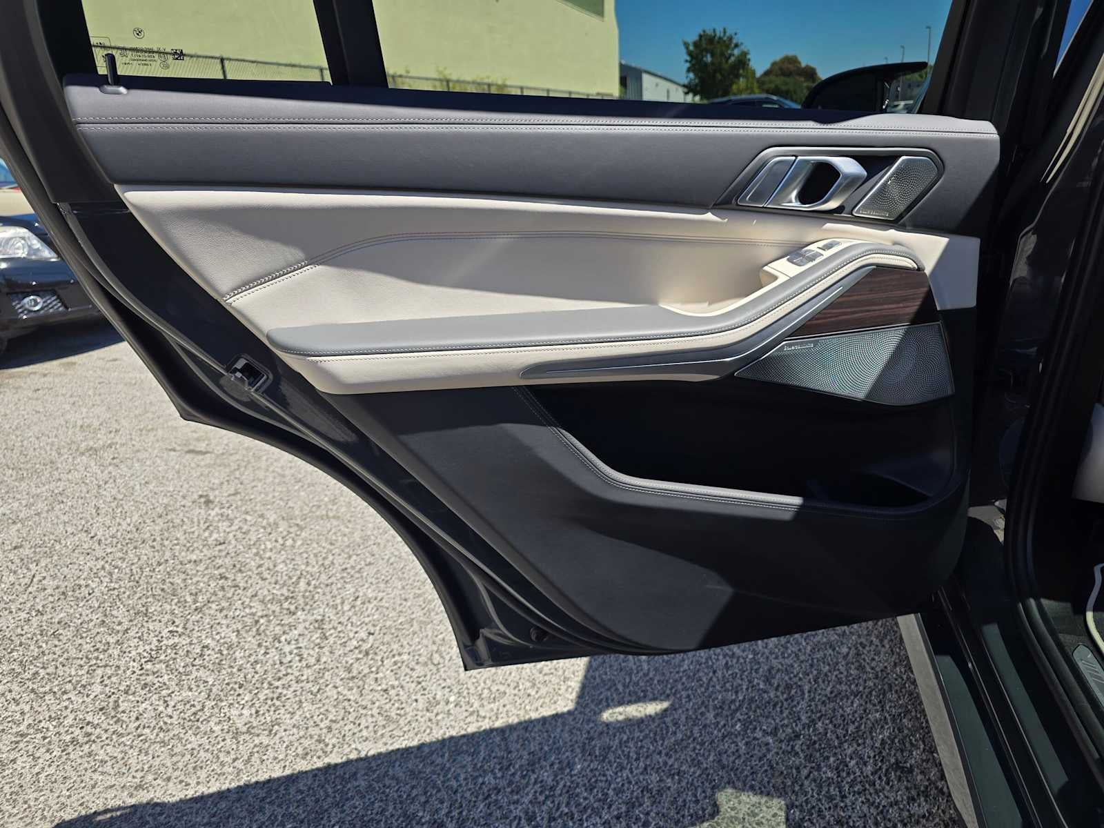 2024 BMW X7 M60i M60i
