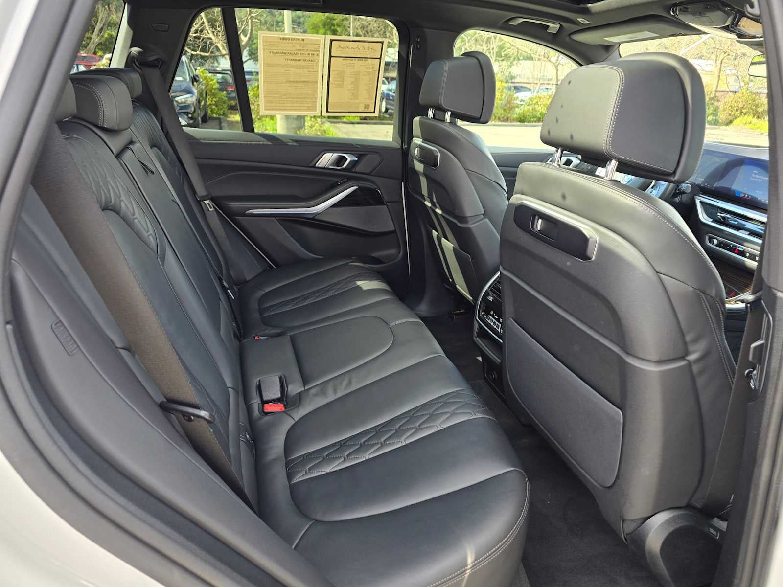 2025 BMW X5 xDrive50e xDrive50e