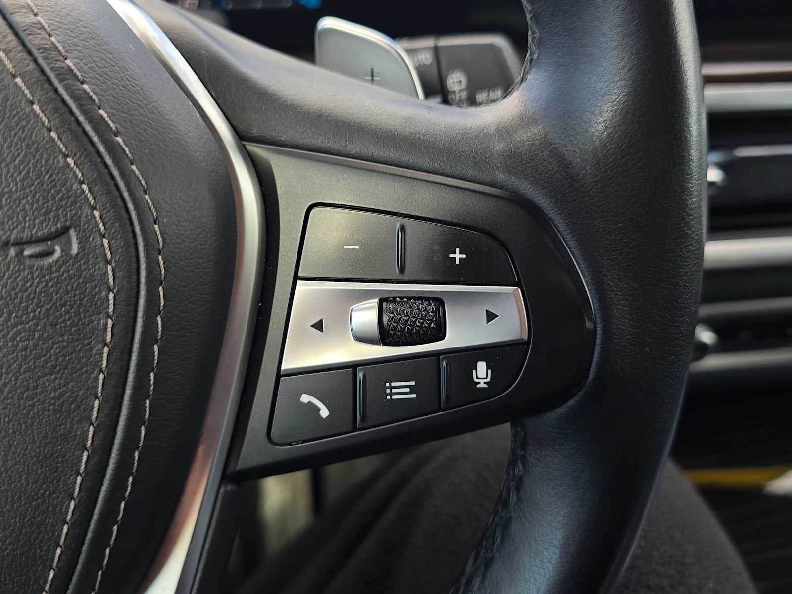 2025 BMW X5 xDrive50e xDrive50e