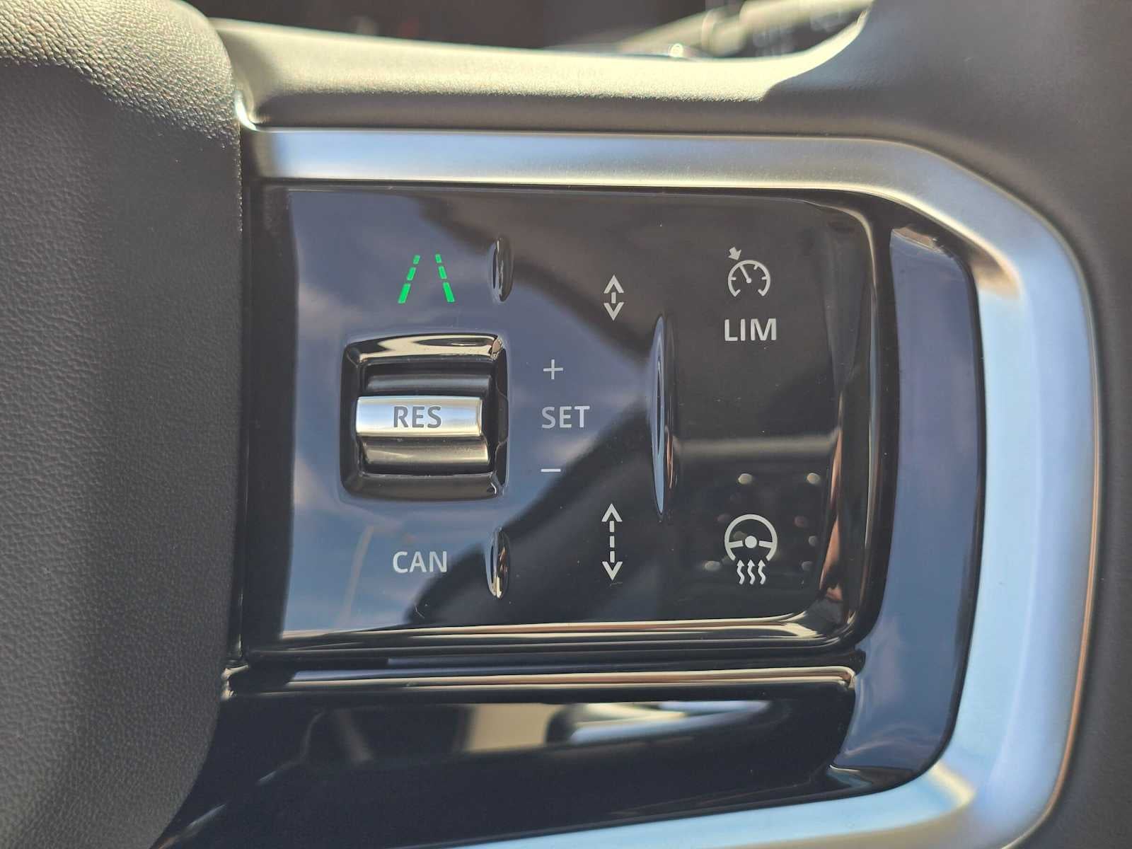 2025 Land Rover Discovery Sport S