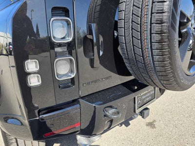 2024 Land Rover Defender V8