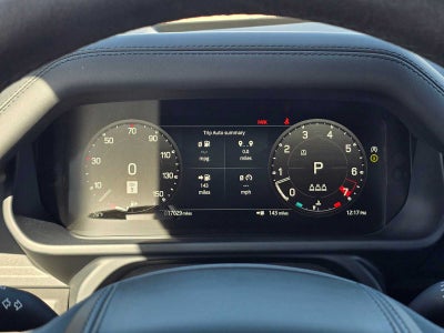 2024 Land Rover Defender V8