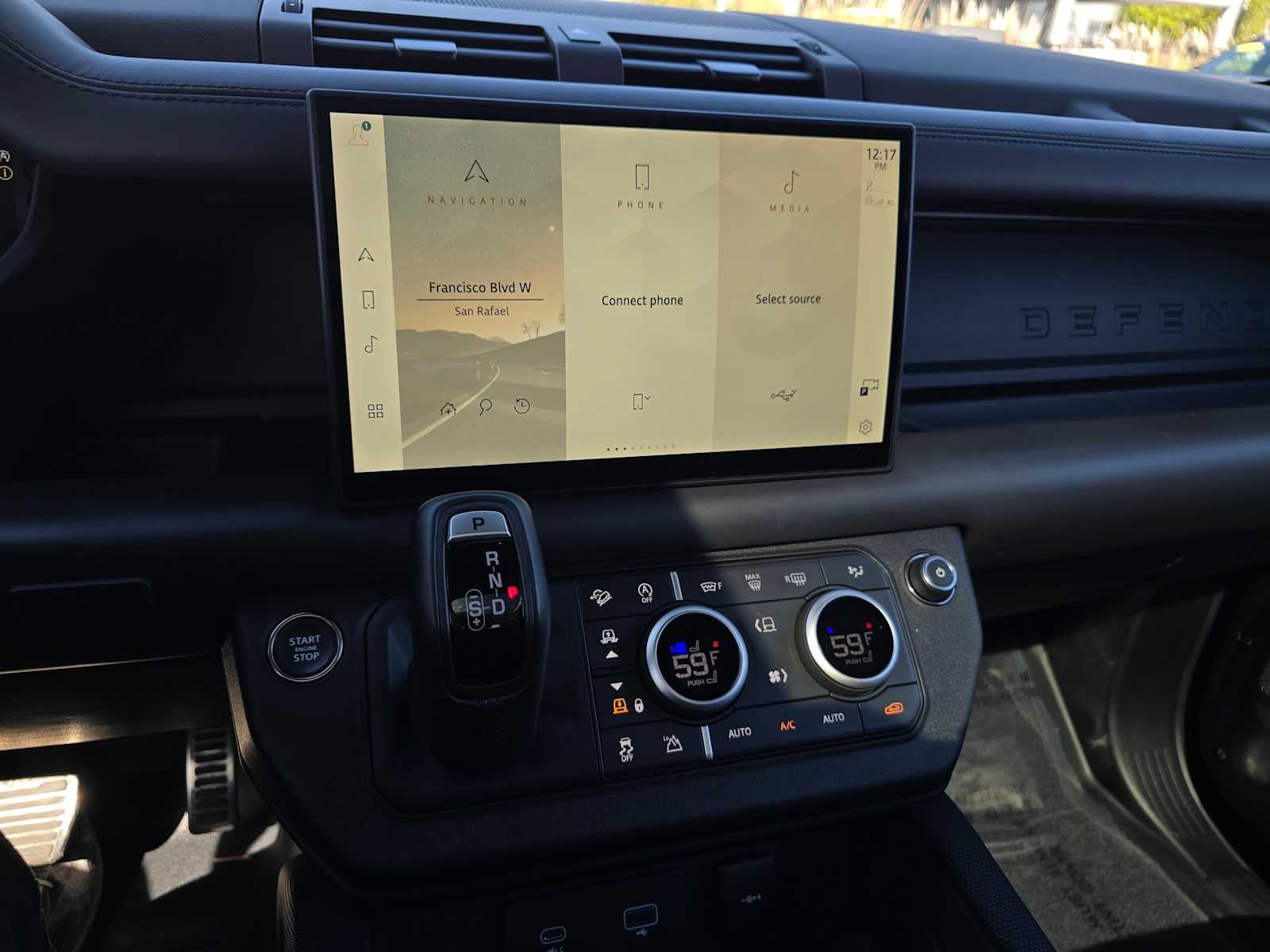 2024 Land Rover Defender V8