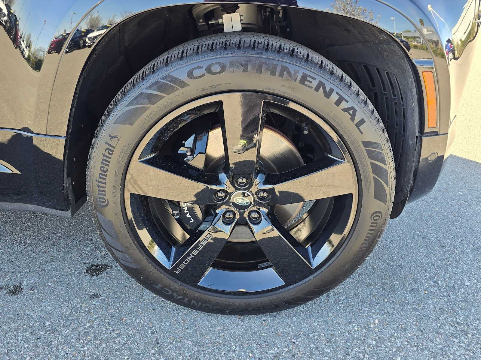 2024 Land Rover Defender V8