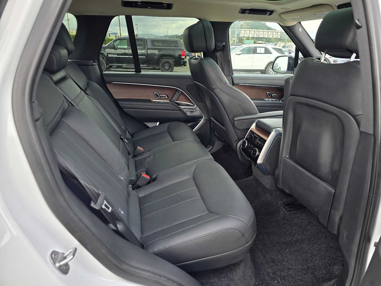 2023 Land Rover Range Rover SE