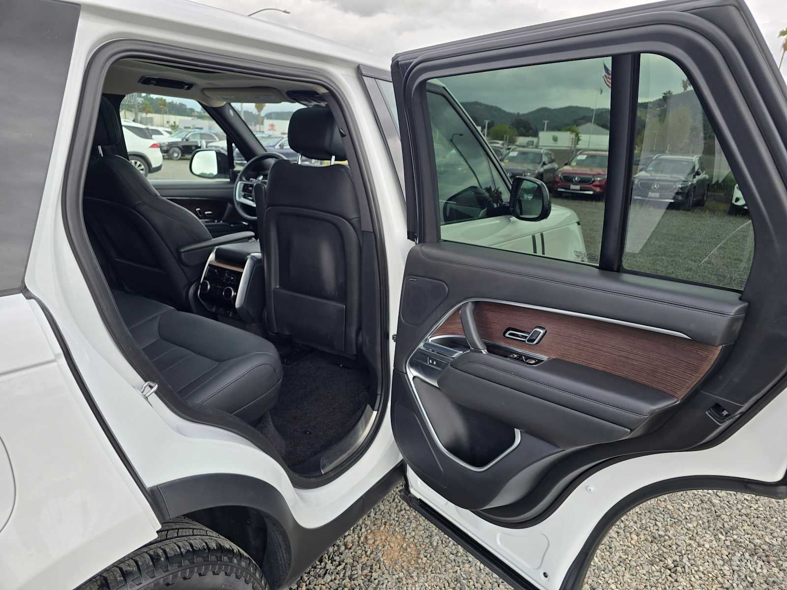 2023 Land Rover Range Rover SE