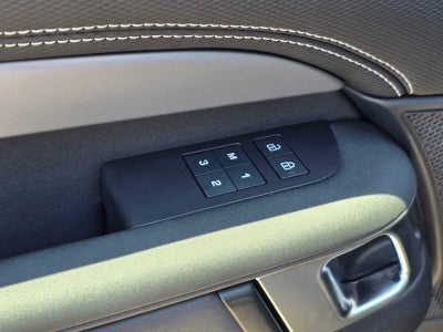 2025 Land Rover Discovery Dynamic SE