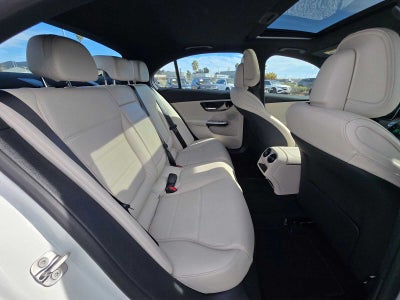 2027 Mercedes-Benz C 300 Sedan