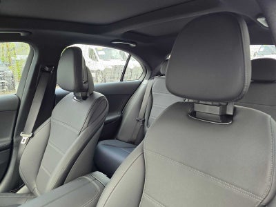 2026 Mercedes-Benz C 300 Sedan