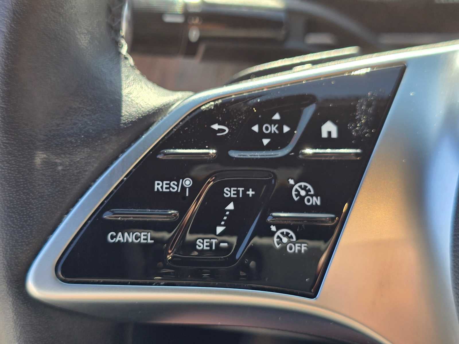 2024 Mercedes-Benz C 300 Sedan