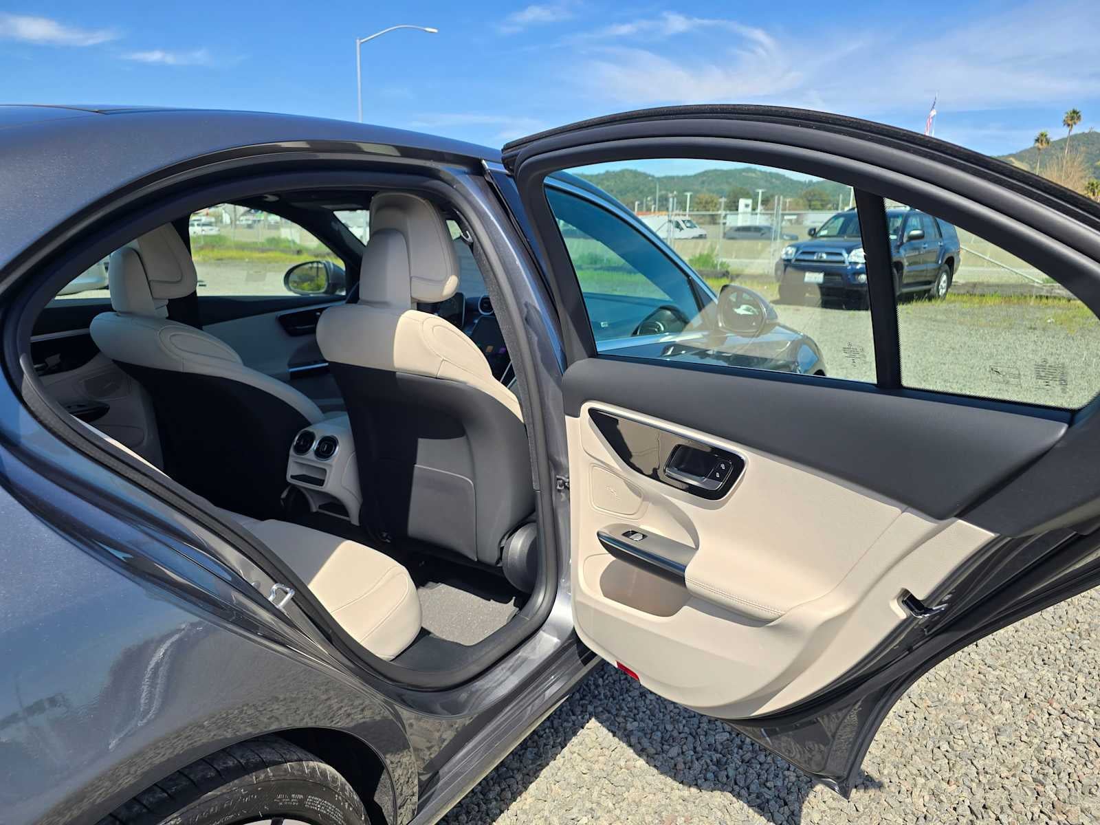 2026 Mercedes-Benz C 300 C 300