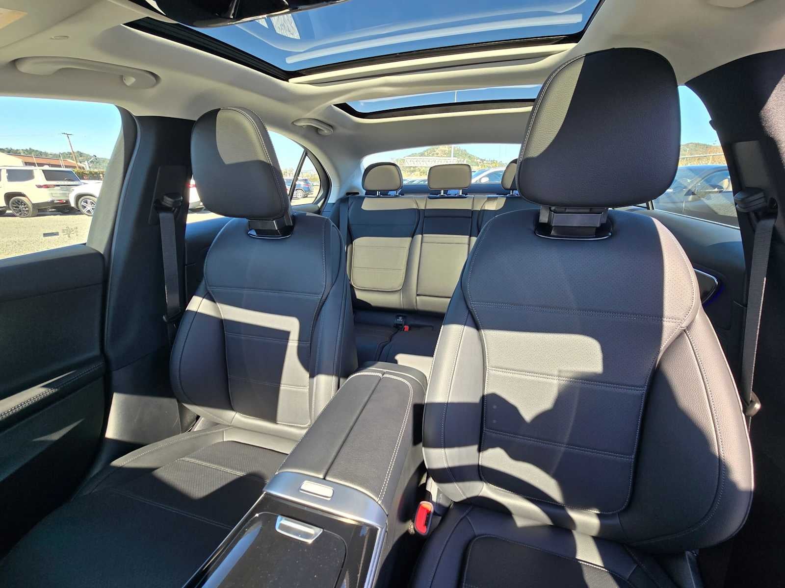 2026 Mercedes-Benz C 300 Sedan