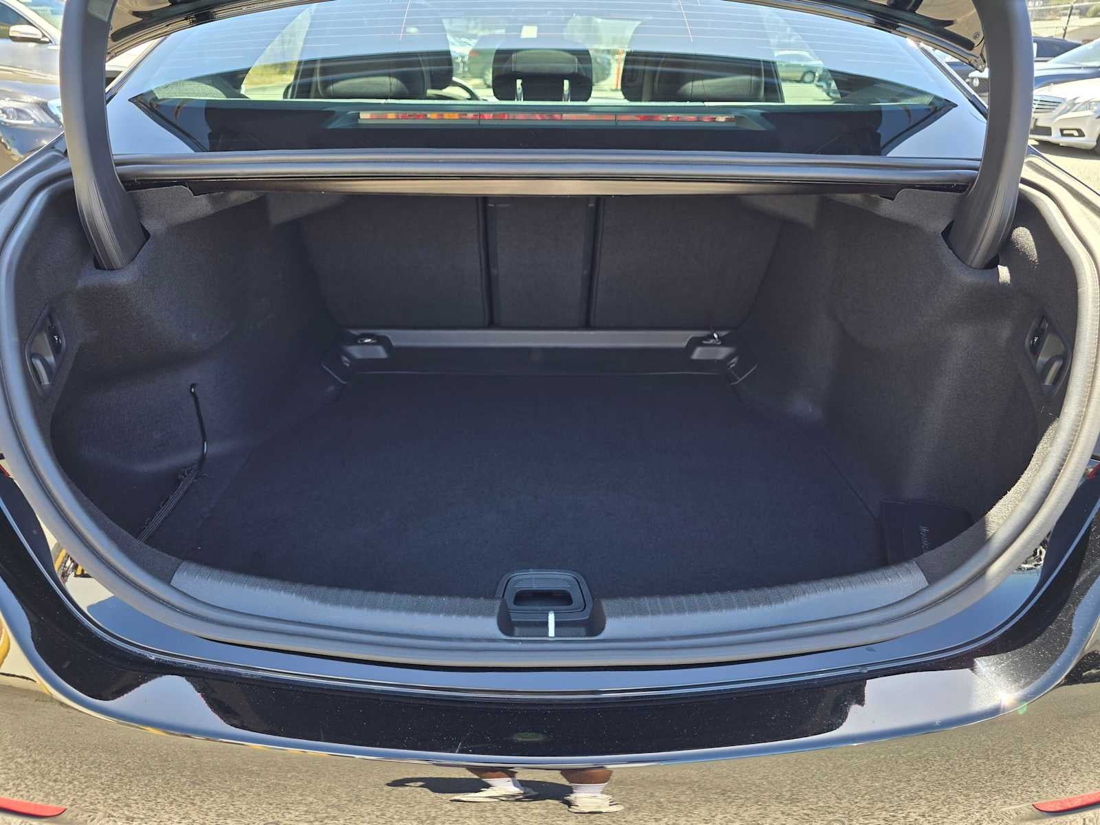 2025 Mercedes-Benz C 300 4MATIC® Sedan