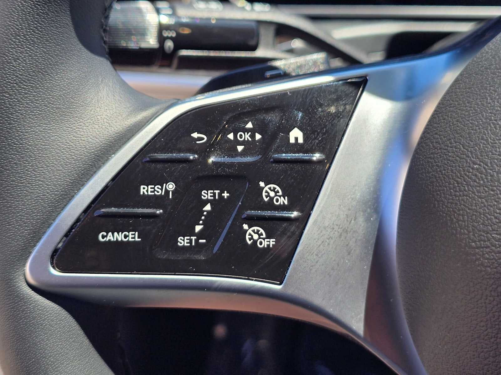 2026 Mercedes-Benz C 300 4MATIC® Sedan