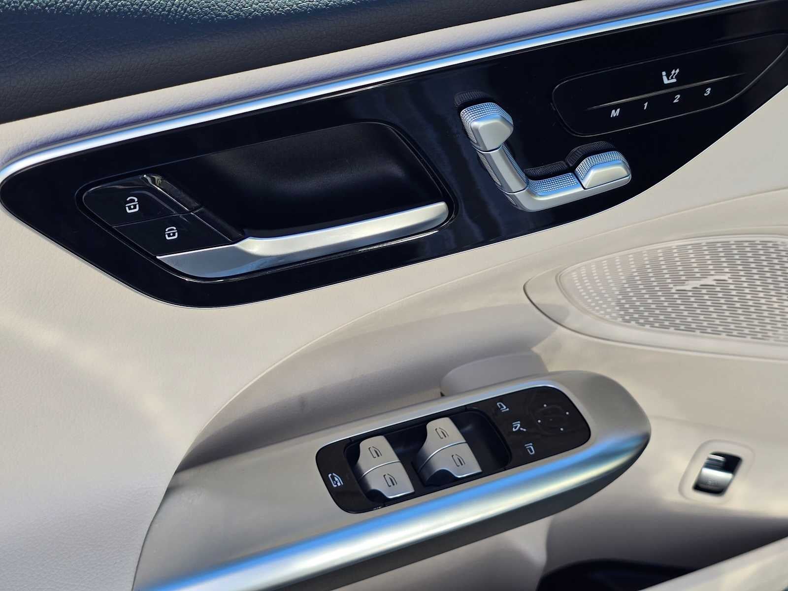 2026 Mercedes-Benz C 300 4MATIC® Sedan