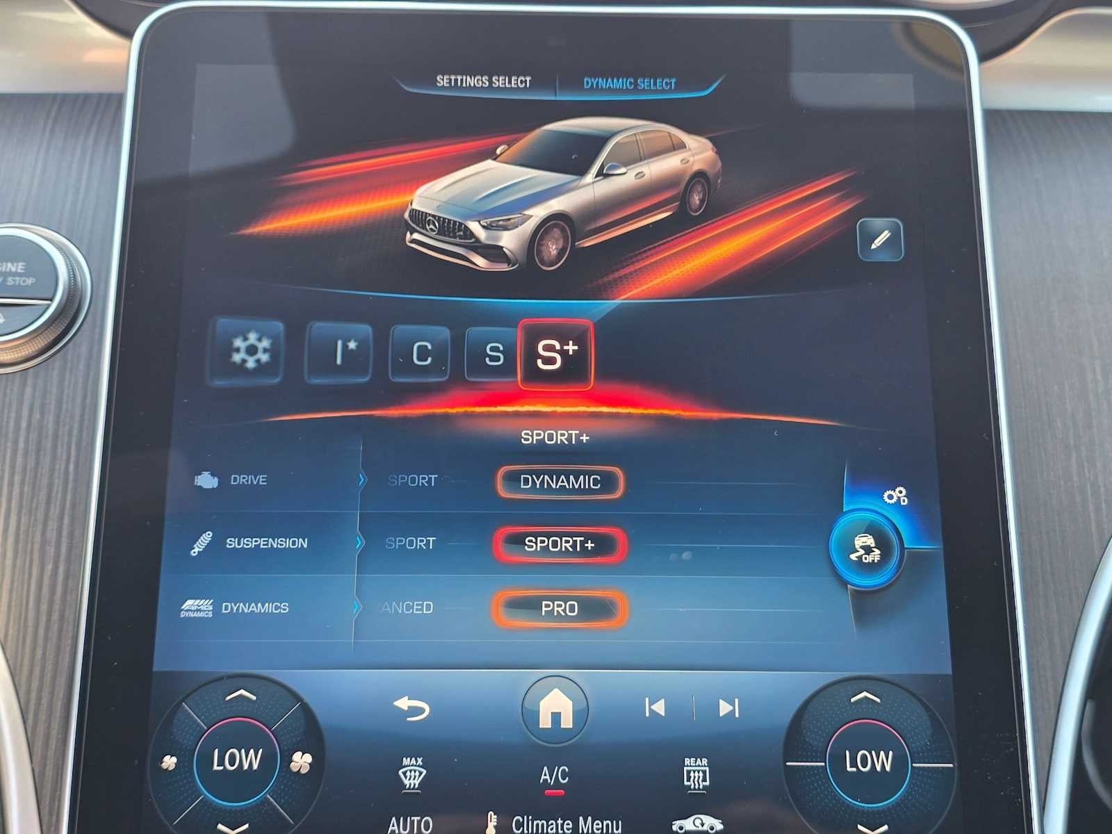 2026 Mercedes-Benz AMG® C 43 4MATIC® Sedan