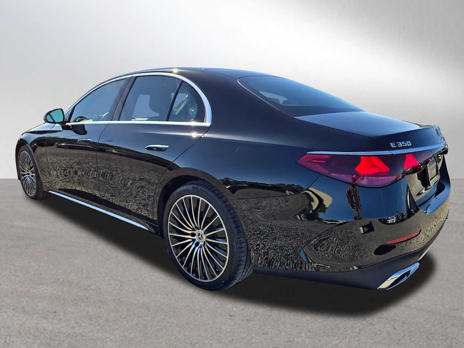 2026 Mercedes-Benz E 350 RWD Sedan