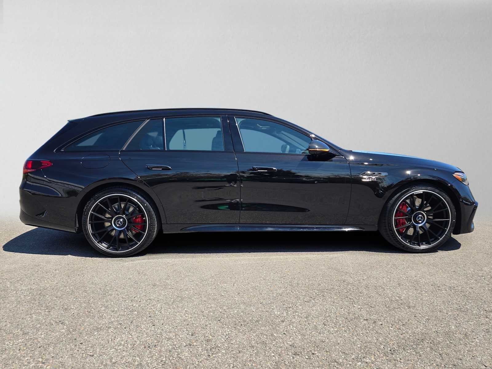 2027 Mercedes-Benz AMG® E 53 Hybrid Wagon